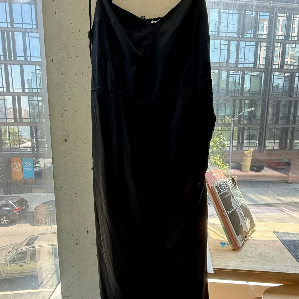 Reformation Black Silk Midi Dress - size 20